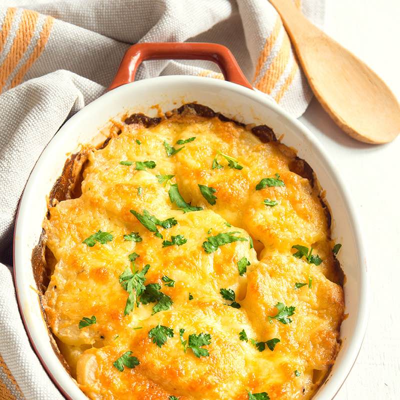Gegratineerde aardappelschotel