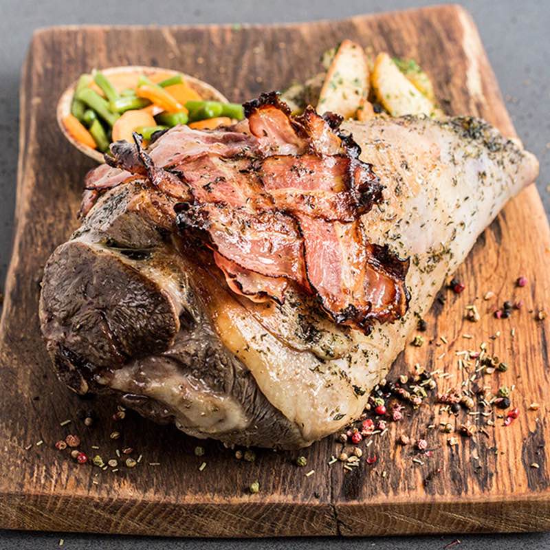 Langzaam gegaarde lamsbout