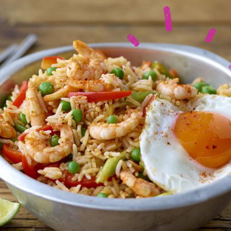 Sriracha garnalen met gebakken rijst