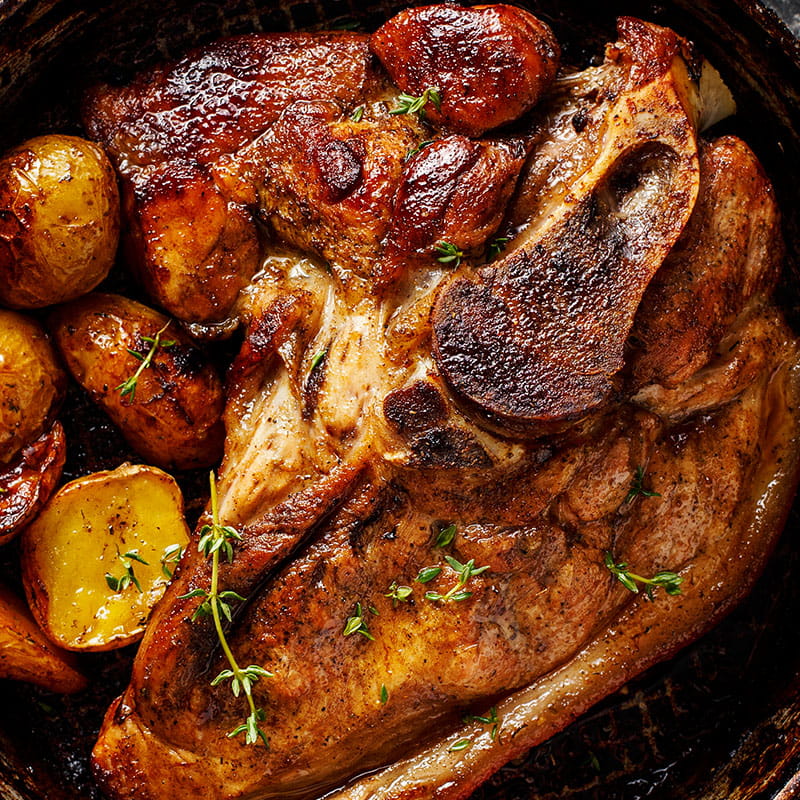 Gebakken-stukje-varkensvlees-met-aardappelenRecept-image-800x800